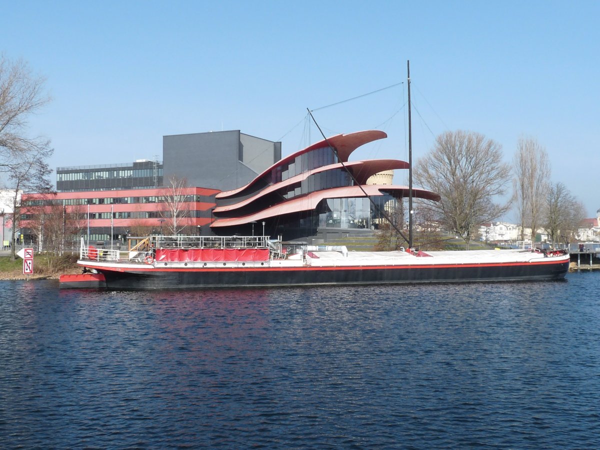 Theaterschiff Potsdam