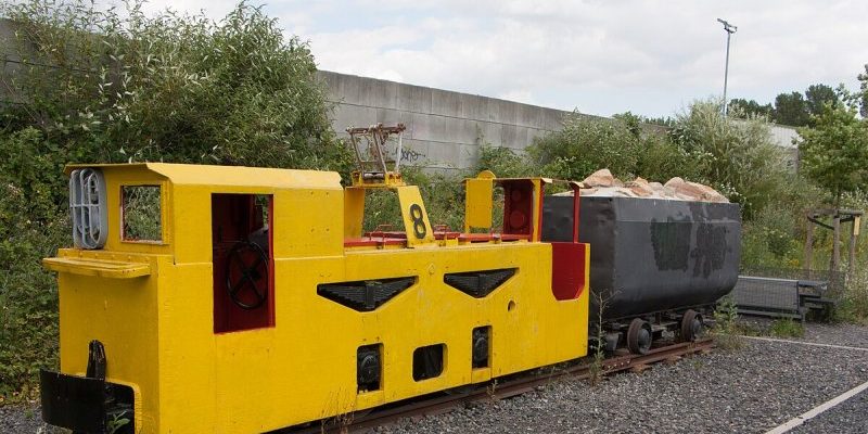 Förderwagen mit Kippvorrichtung