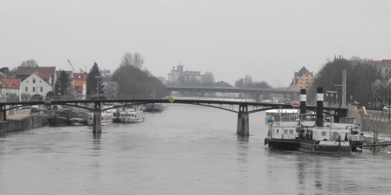 Eiserne Brücke