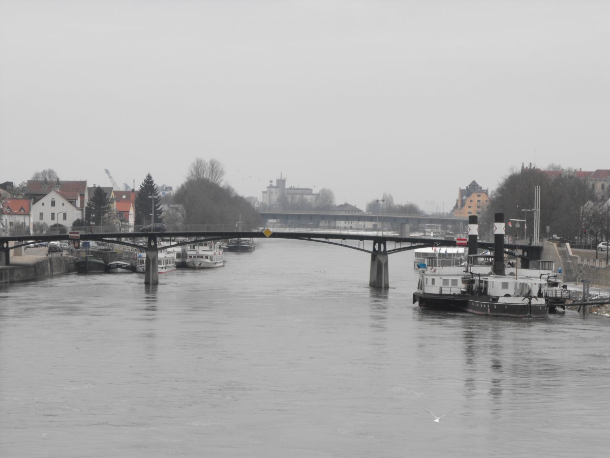 Eiserne Brücke