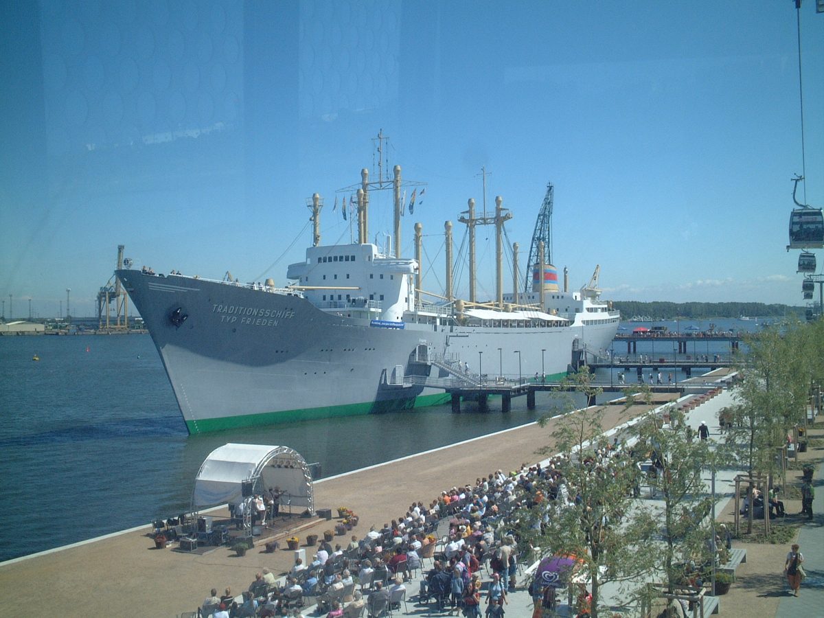 Hebe- und Kranschiff „1. Mai“