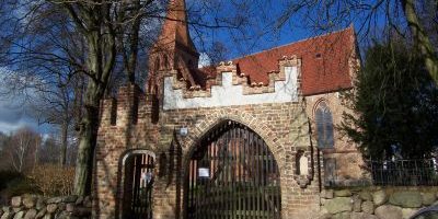 Kirche Toitenwinkel