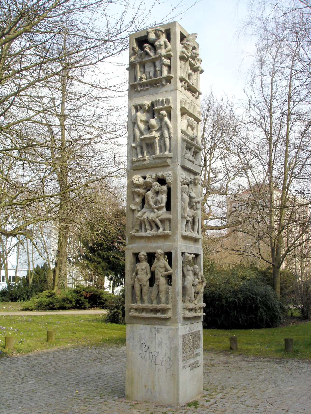 Turm vom kleinen Lebensglück