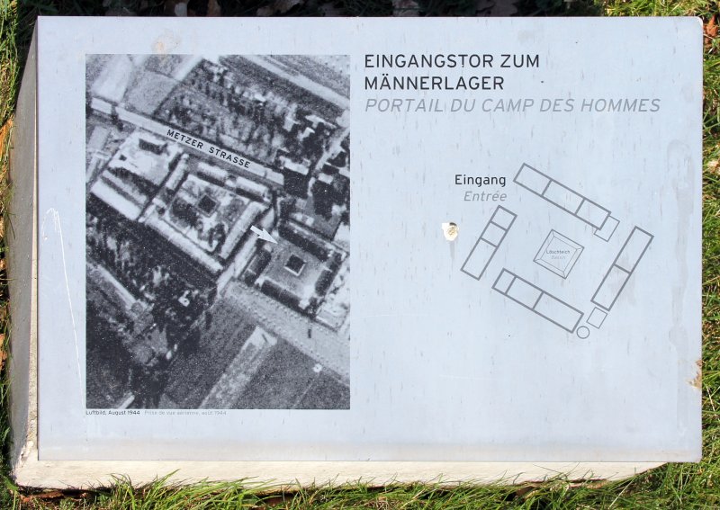 Eingangstor zum Männerlager