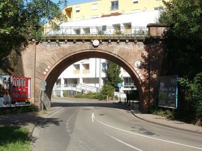 Eisenbahnbrücke St. Johanner Straße