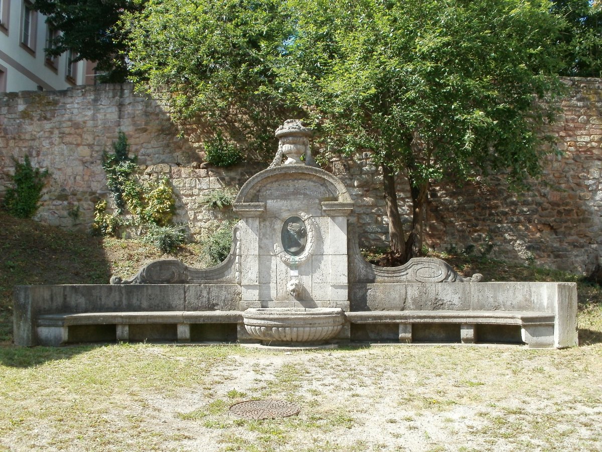 Luisenbrunnen
