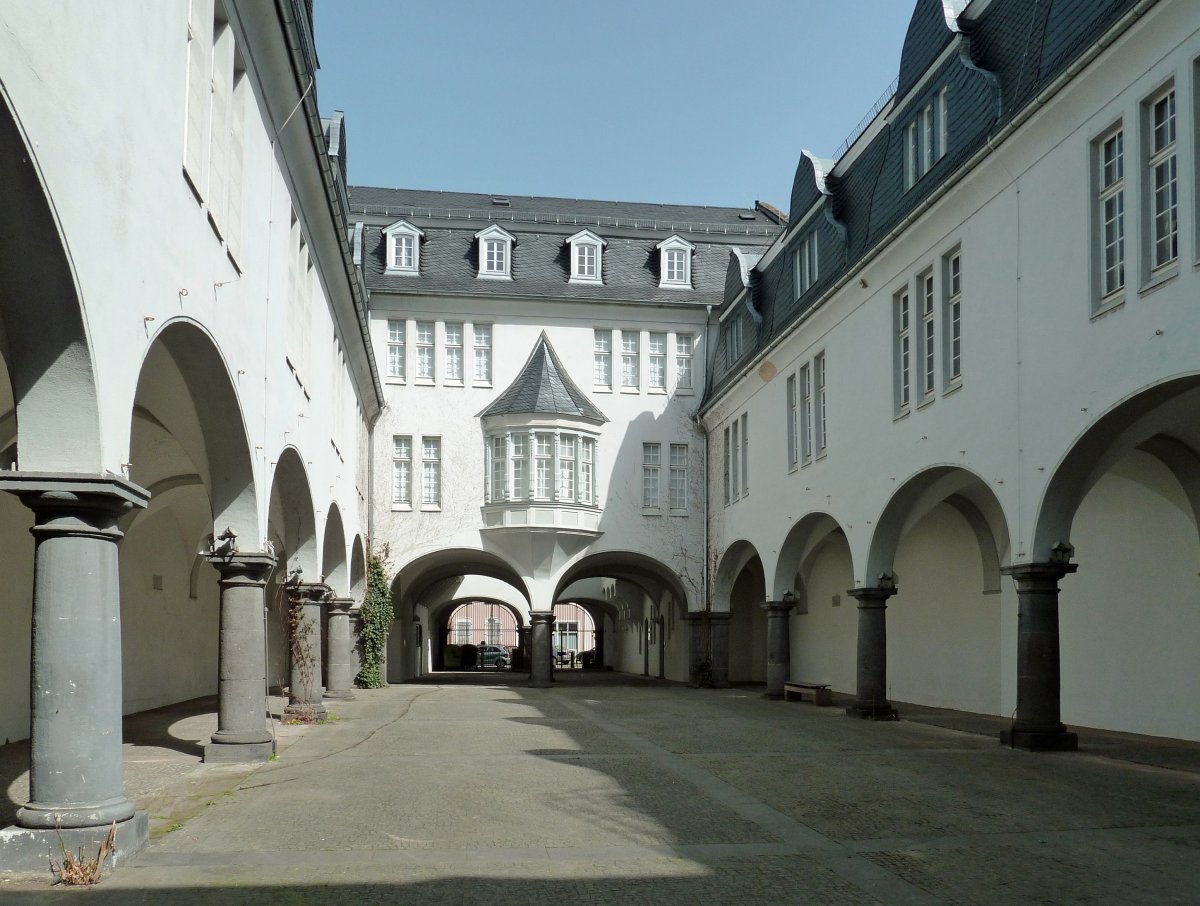 Richard-Wenzel-Platz