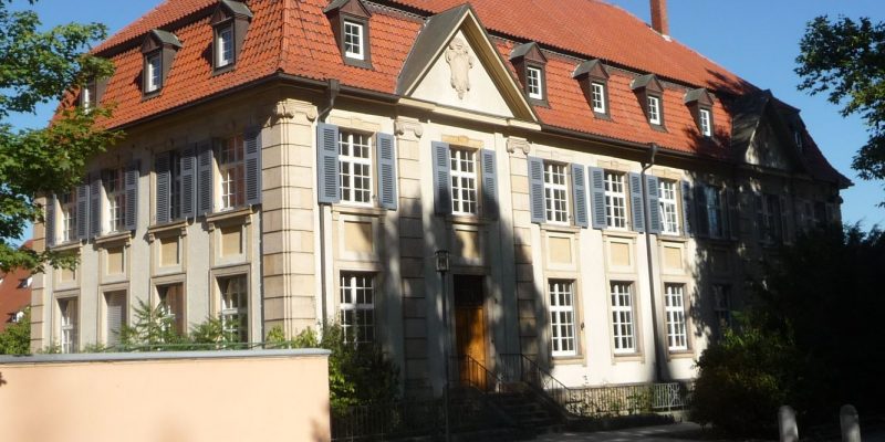 Edith-Stein-Platz