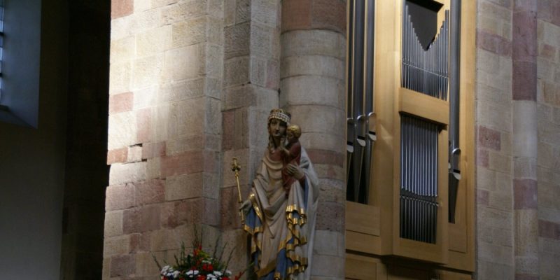 Marienstatue
