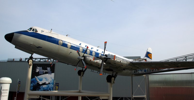 Vickers Viscount 814