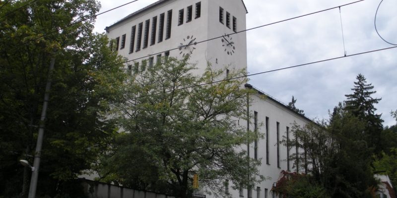 Kreuzkirche (Benckendorffstraße)