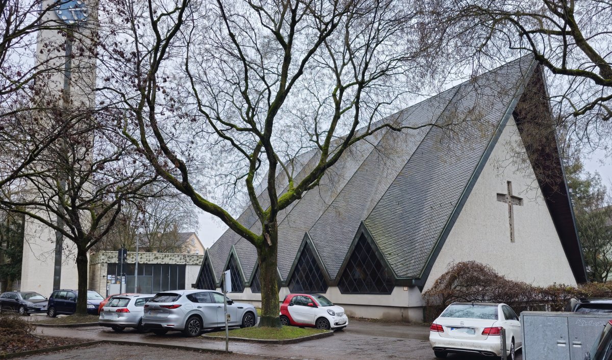 Stephanuskirche (Burckhardtstraße)