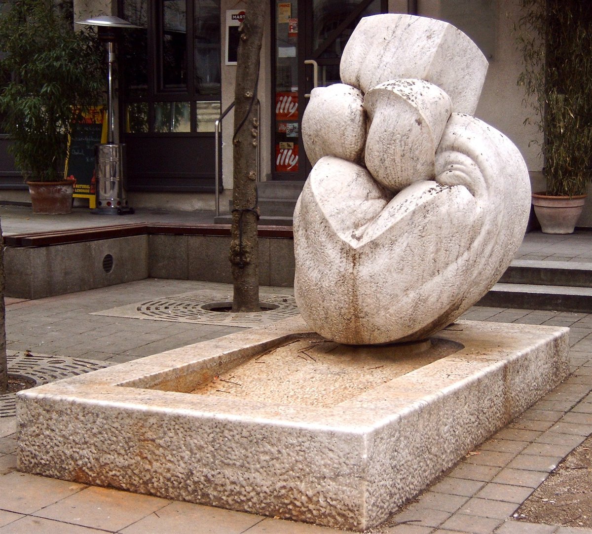 Weberknotenbrunnen