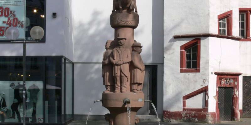 Heuschreck-Brunnen