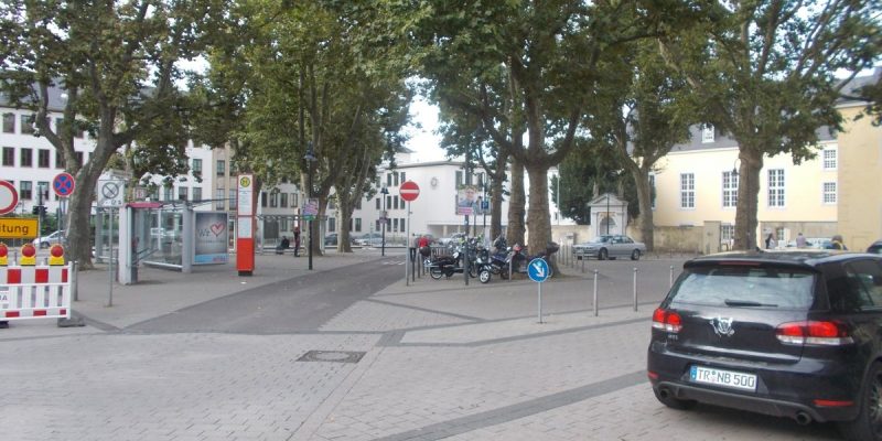 Nikolaus-Koch-Platz