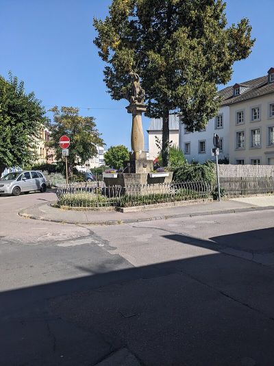 Sankt-Georgs-Brunnen als Kriegerdenkmal