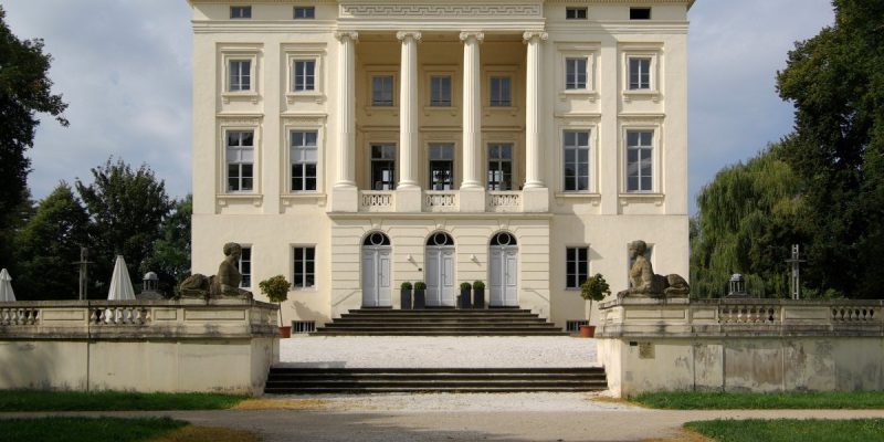 Schloss Monaise