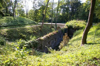Courtine zur Wilhelmsburg (Werk XI)