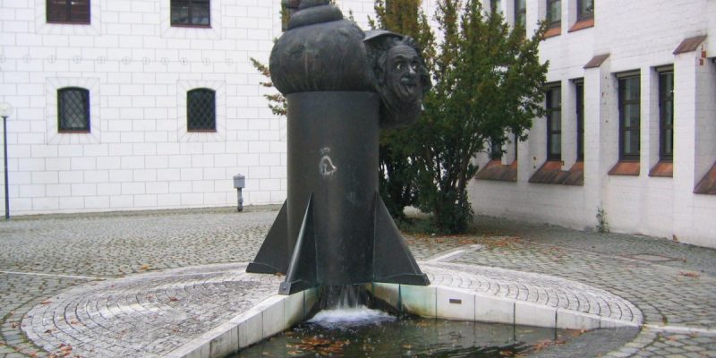 EinsteinBrunnen