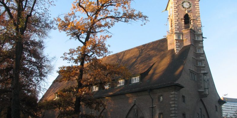 Martin-Luther-Kirche (Südwest 1)