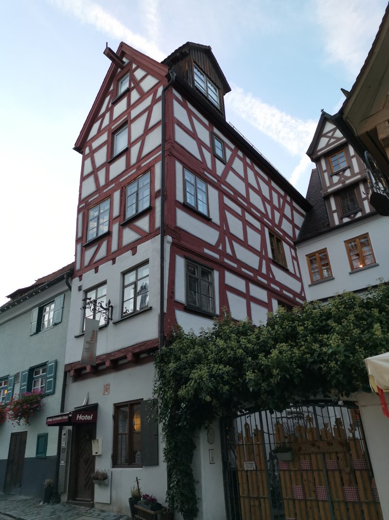 Schmales Haus