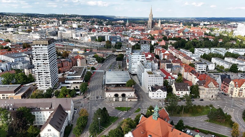 Universum-Center (Hochhaus)