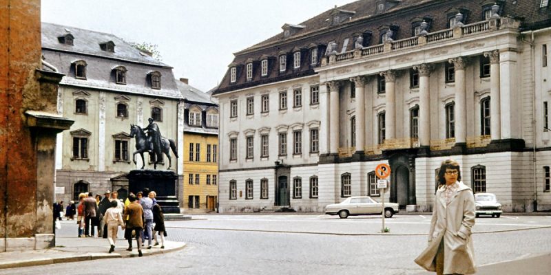 Platz der Demokratie