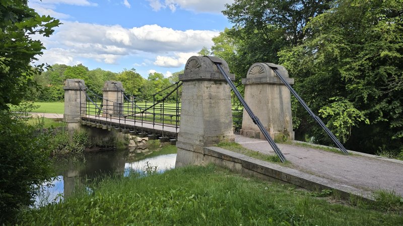 Schaukelbrücke