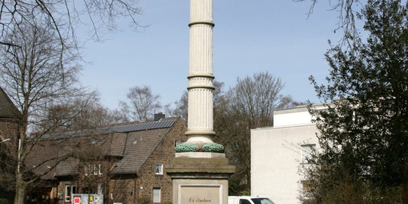 Kriegerdenkmal Heven
