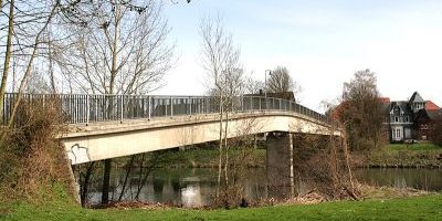 Lakebrücke