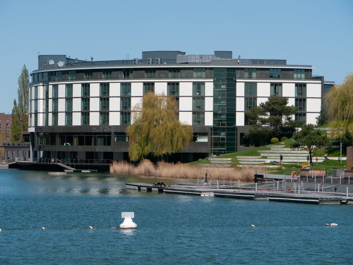 The Ritz-Carlton