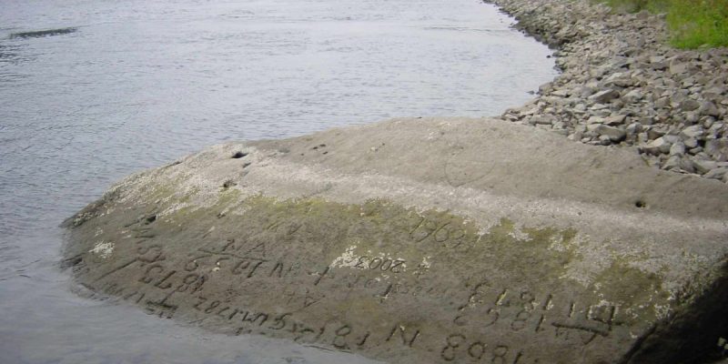 Hungersteine im Rhein