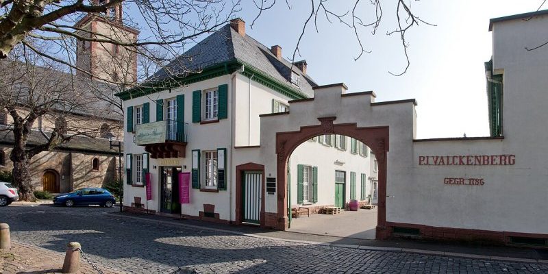 Weckerlingplatz