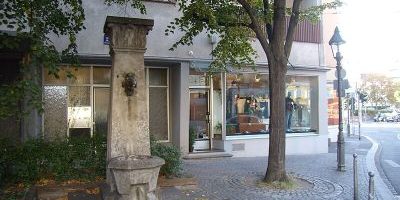 Brunnen am Johanniterplatz