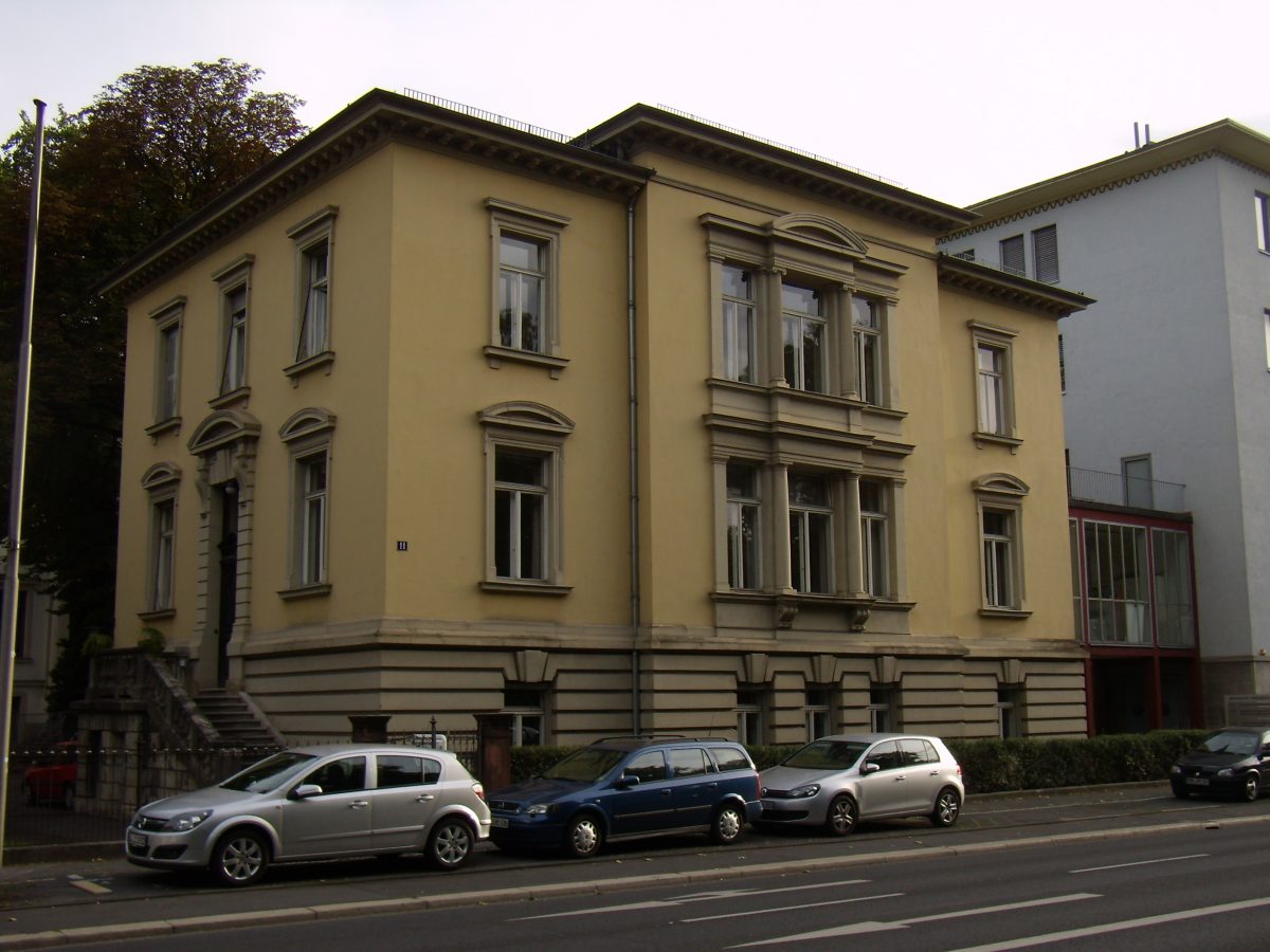 Institut der Universität - Hörsaal der Chemie