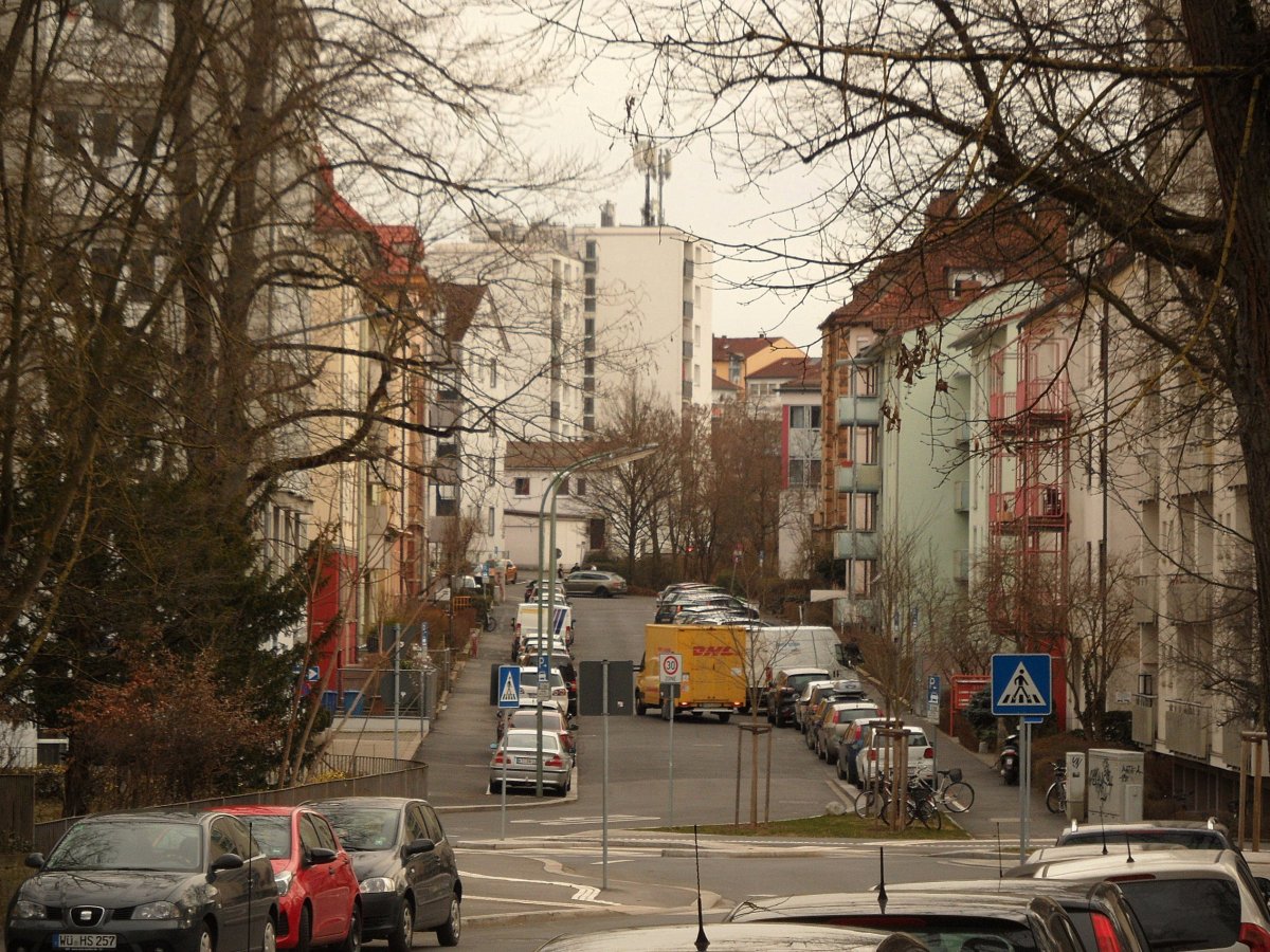 Weg der Erinnerung: Station 1 – Platz’scher Garten