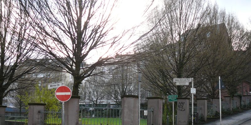 Janusz-Korczak-Platz