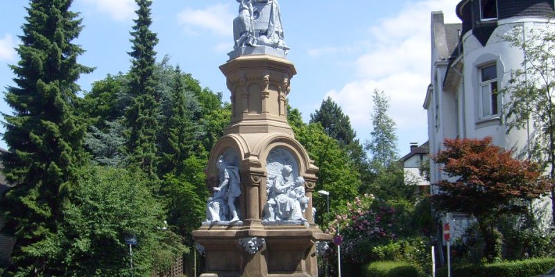Märchenbrunnen