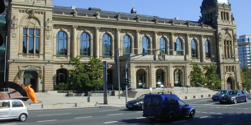 Stadthalle